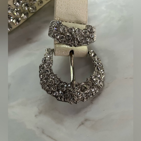 Cream Rhinestone Belt - Picture 6 of 9